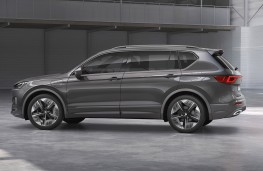 SEAT Tarraco FR PHEV side